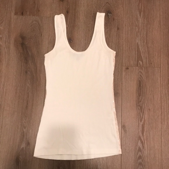 Rose gold sequin tank top - Picture 2 of 3